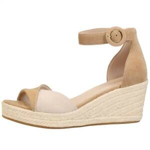 NEW PELLE MODA women's kove wedges in latte